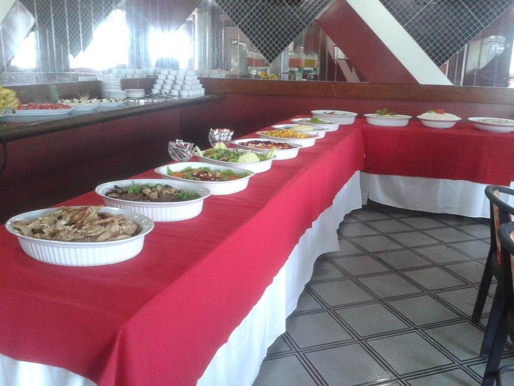 פיירה דה סנטנה Feira Palace Hotel מראה חיצוני תמונה